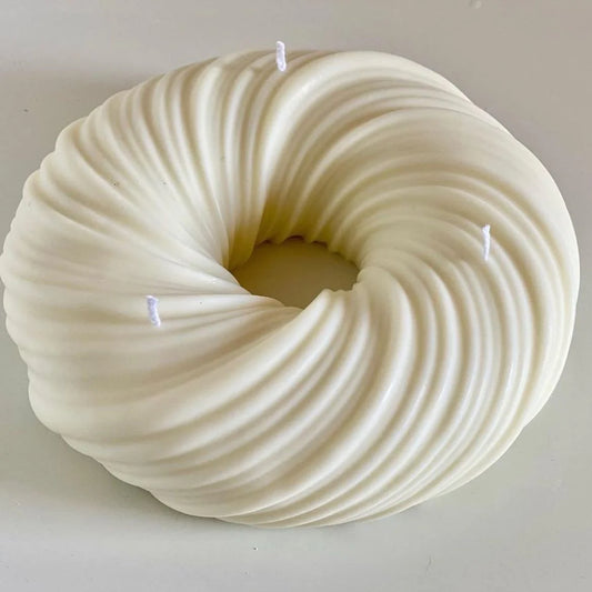 Large wreath candle